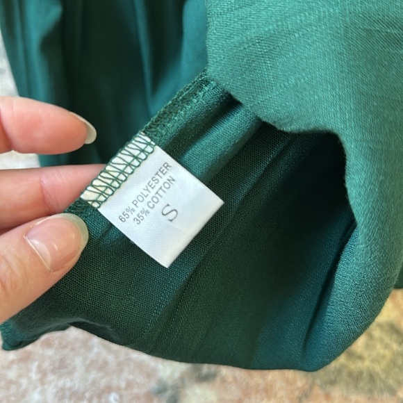 Long Sleeve Green Pleated Holiday Dress - Picture 5 of 5